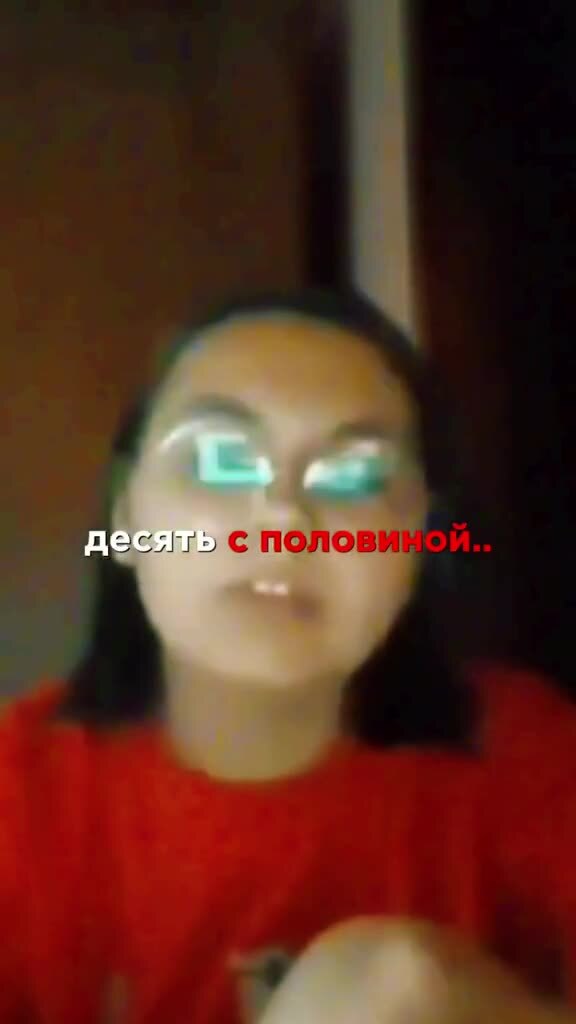Умные мысли часто преследуют её, но она быстрее