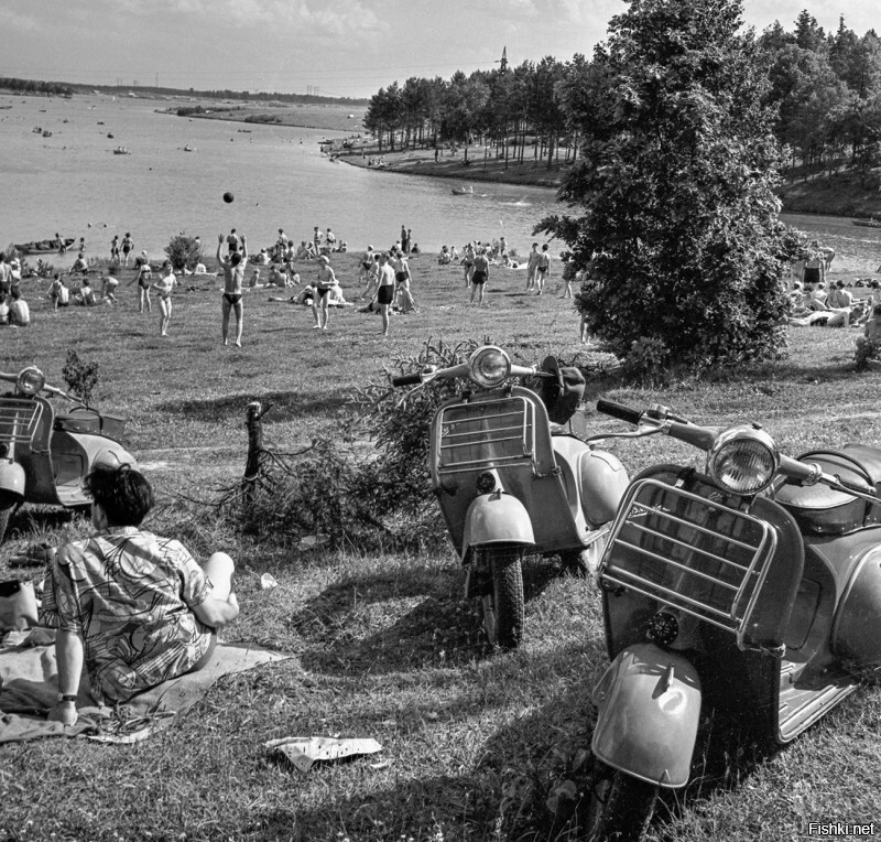 Летний день на Истринском водохранилище под Москвой, 1960-е
