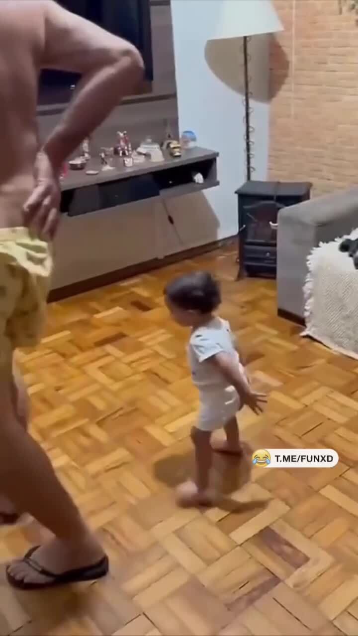 Троллит деда )))