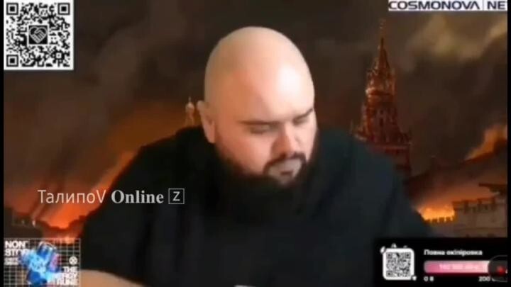 Каждый воюет как может