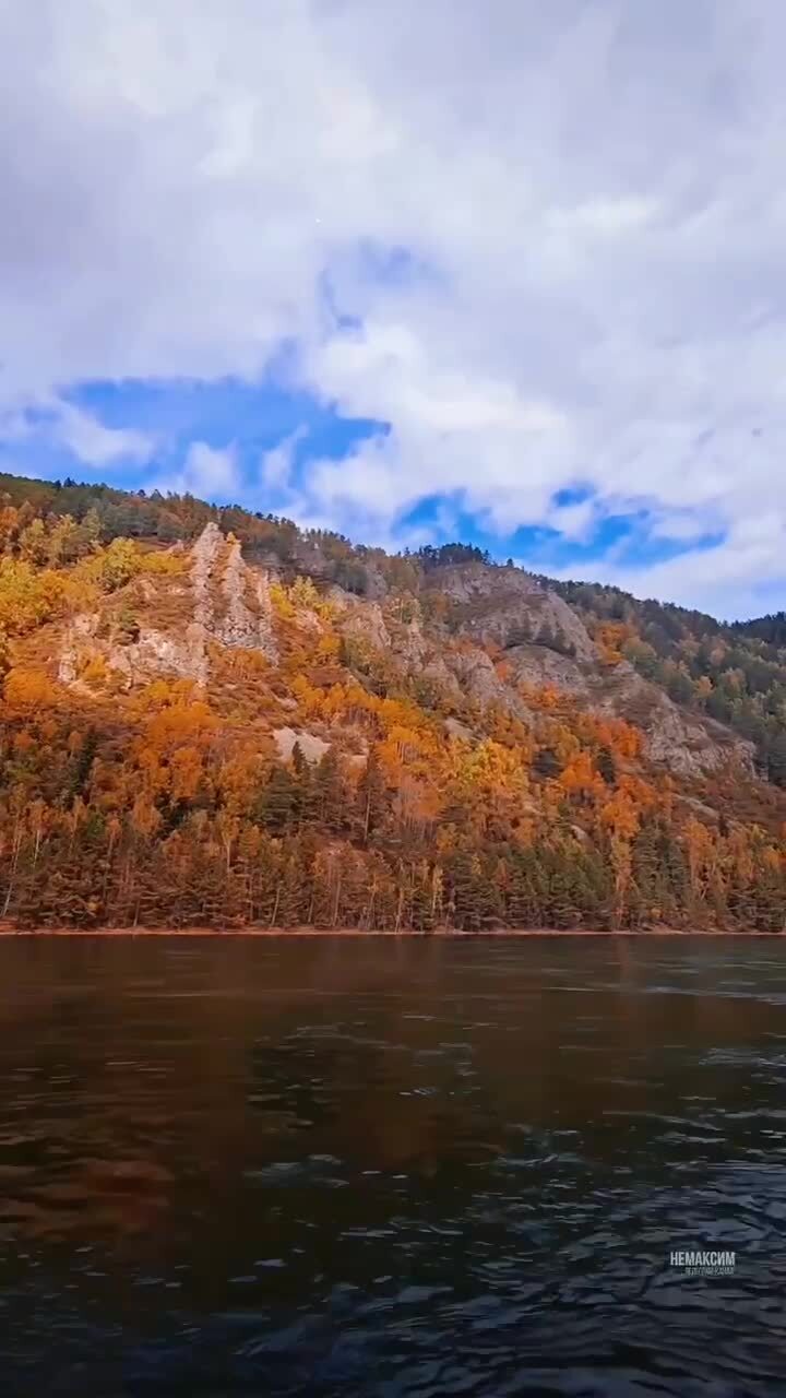 Осенний берег Енисея