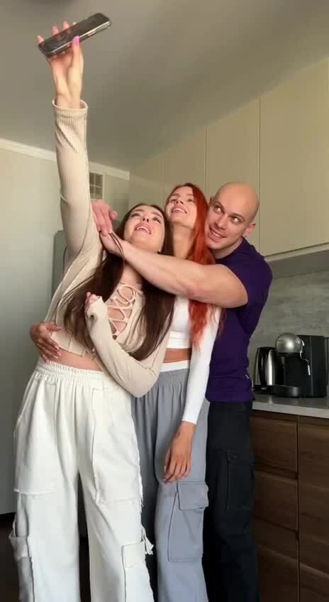 Совместное фото