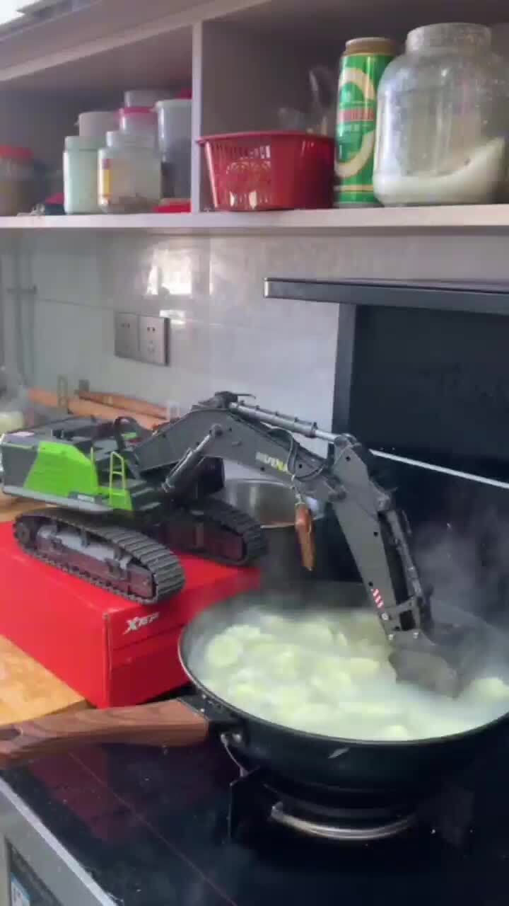 Как развлекаются взрослые мужчины