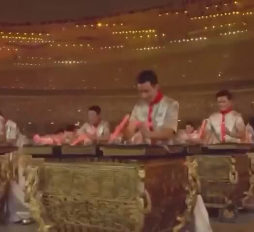 2008 барабанов на открытии Олимпиады-2008 в Пекине