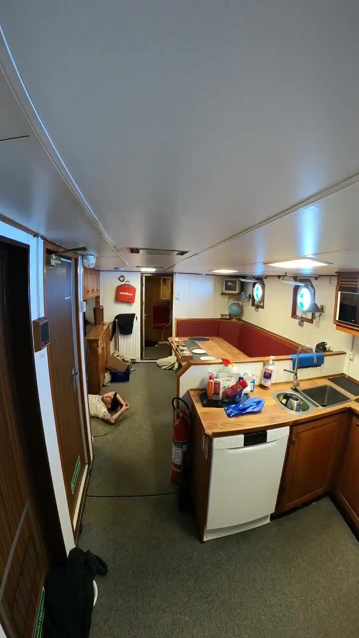 Водяной заценит