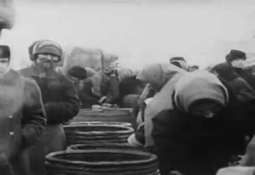 ......а по старому стилю , 25 октября 1917 года , свершилась Великая Октябрьс...