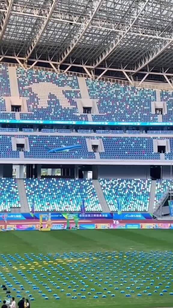 Классный самолётик