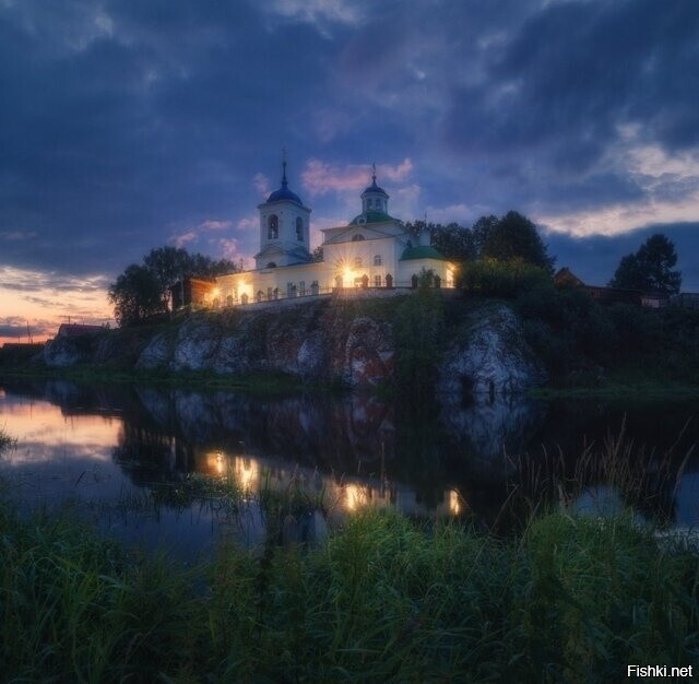 Храм на скале в селе Слобода, Свердловская область