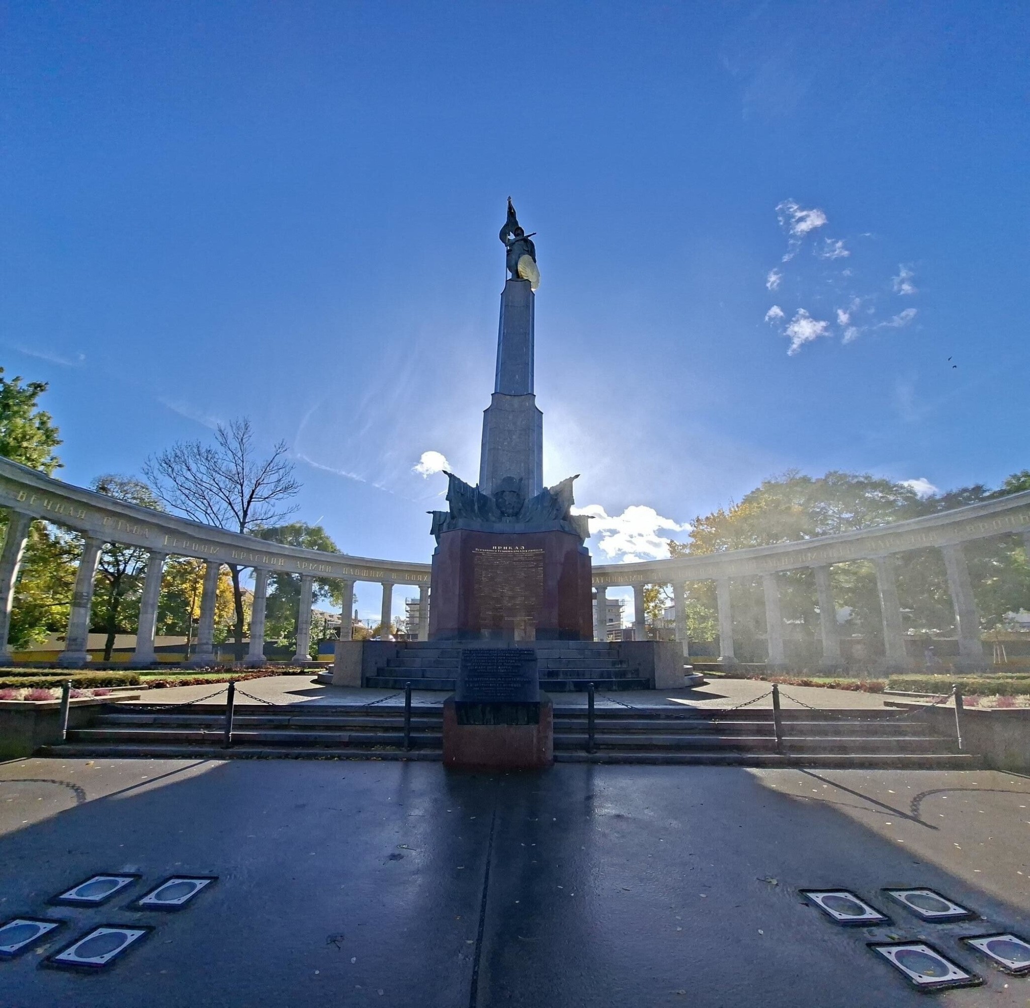 Памятник Советской армии в Вене