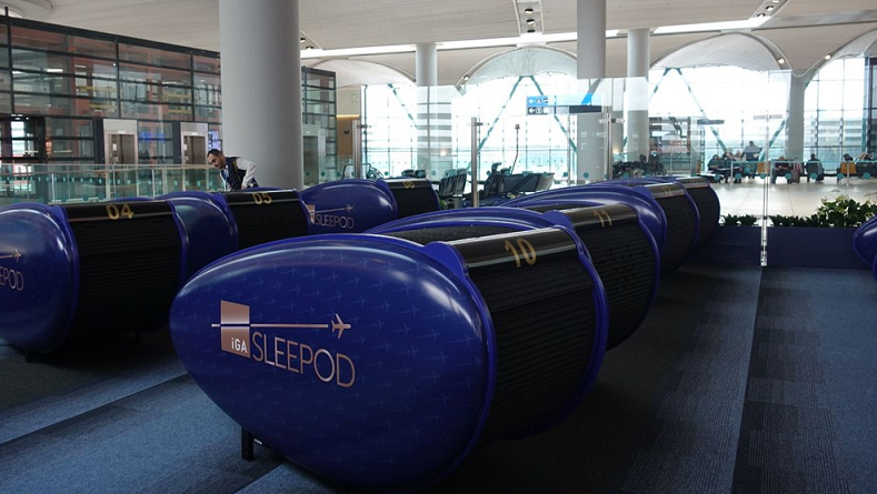 В аэропорту Стамбула появились капсулы для сна