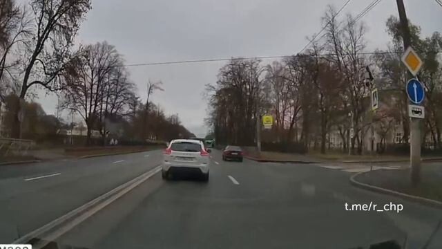 ДТП в Санкт Петербурге "Мамкин гонщик"