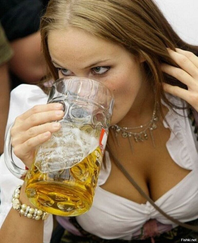 Она какбэ наблюдает - есть ли ещё