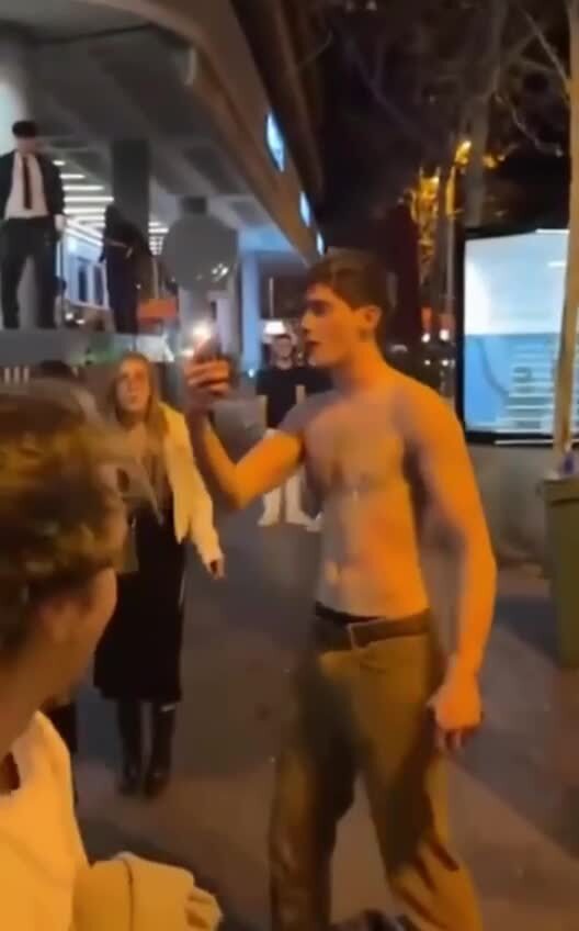 Мал да удал