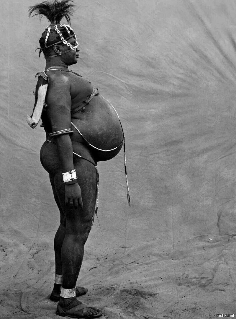 Самый красивый мужчина племени Боди по мнению женщин племени, Эфиопия, 2013 год