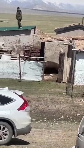 От медведя - хрен убежишь )