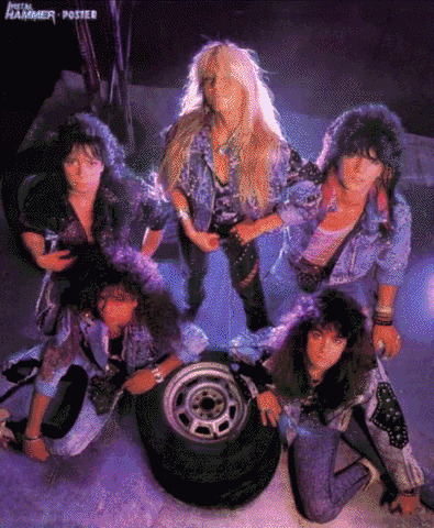 21 ноября 1982 года в Дюссельдорфском клубе Engel состоялось первое выступлен...