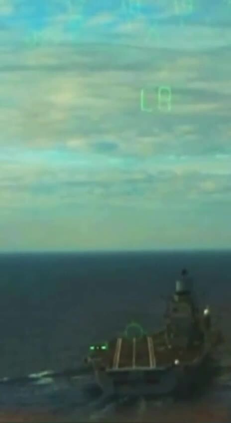 Посадка на авианосец  МиГ-29К