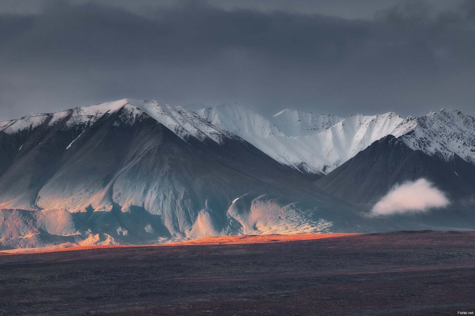 Хребет Сунтар-Хаята