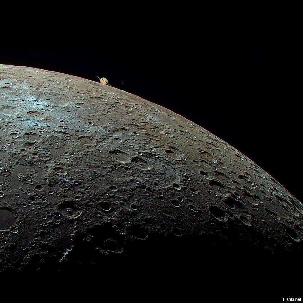 Сатурн и Луна