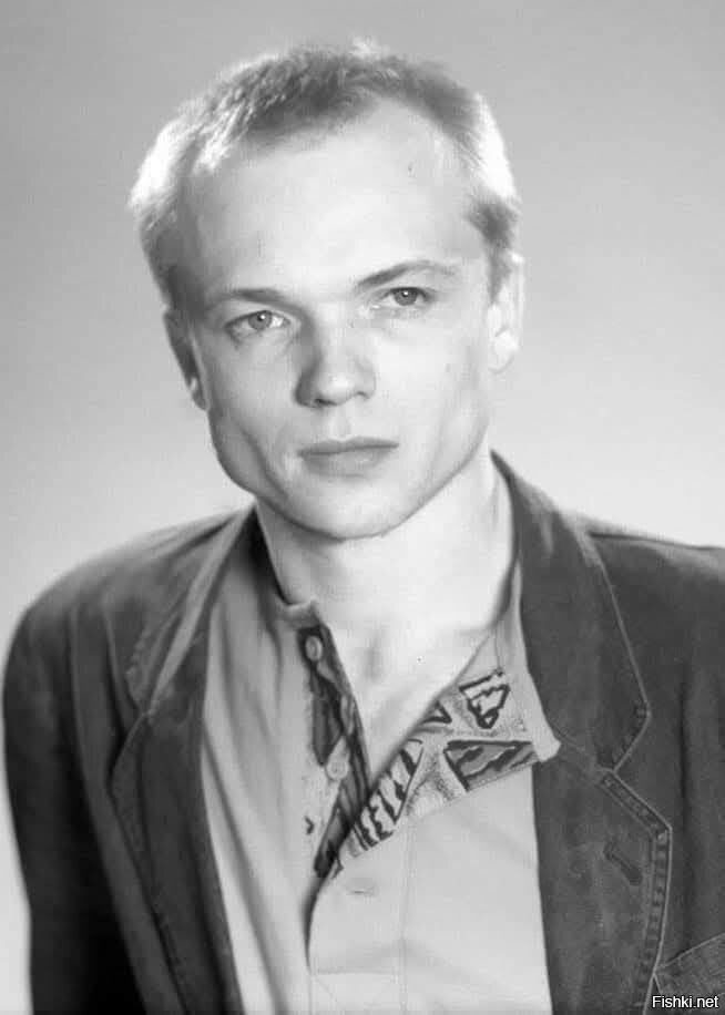 24 ноября свой 67 - й День рождения отмечает Андрей Игоревич Смоляков (1958)