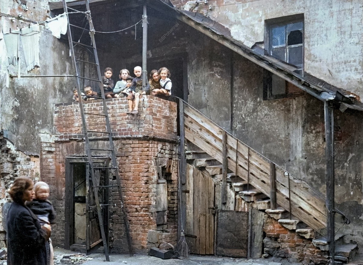 Жизнь Советской Москвы в 40-е годы