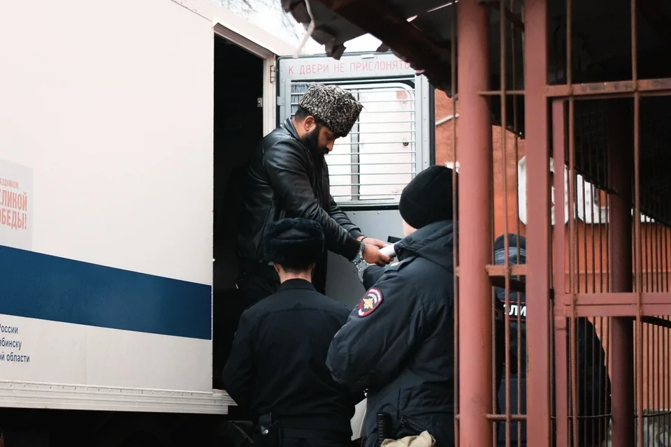 По-скромному, без огонька