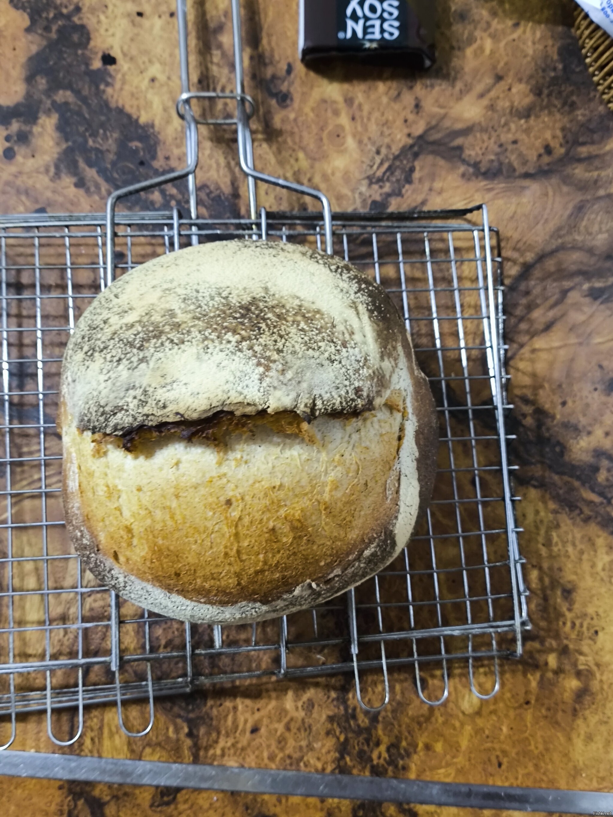 В выходные пробовал печь французский хлеб по-деревенски