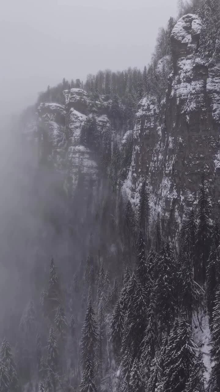 КАМЕНЬ ВЕТЛАН НА РЕКЕ ВИШЕРА