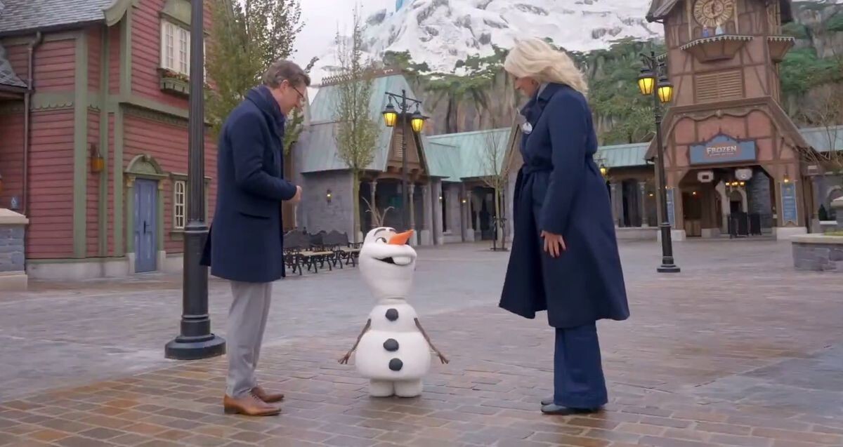 Disney показала роботизированную версию снеговика Олафа