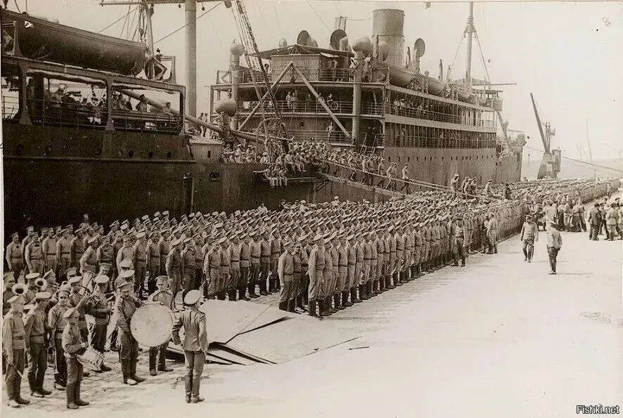 Выгрузка Русского экспедиционного корпуса в Марселе, Франция