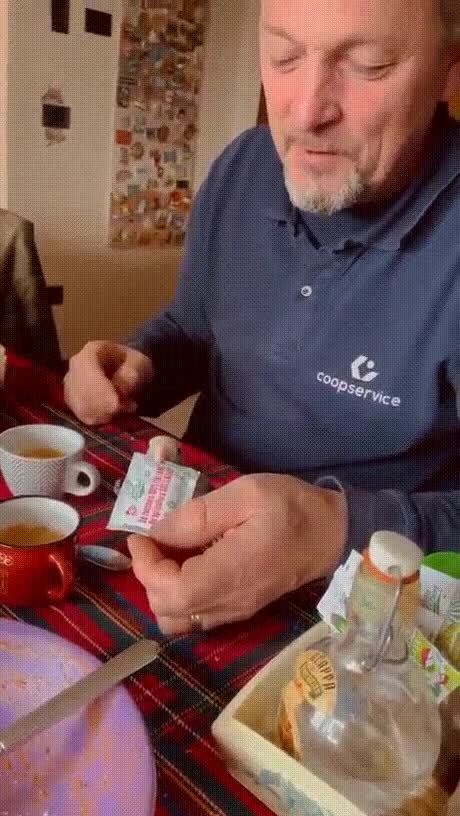 Очень полезная птичка