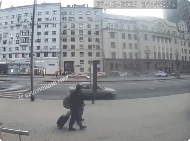 Вас предупреждали, на переходах спешиваемся