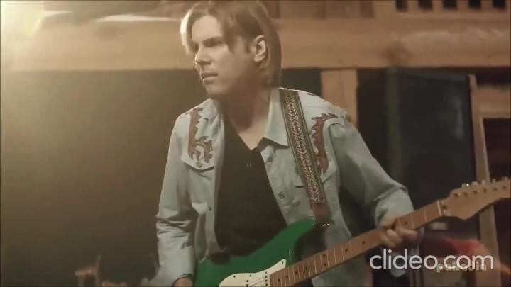 Сегодня Billy Gibbons 76 лет 16