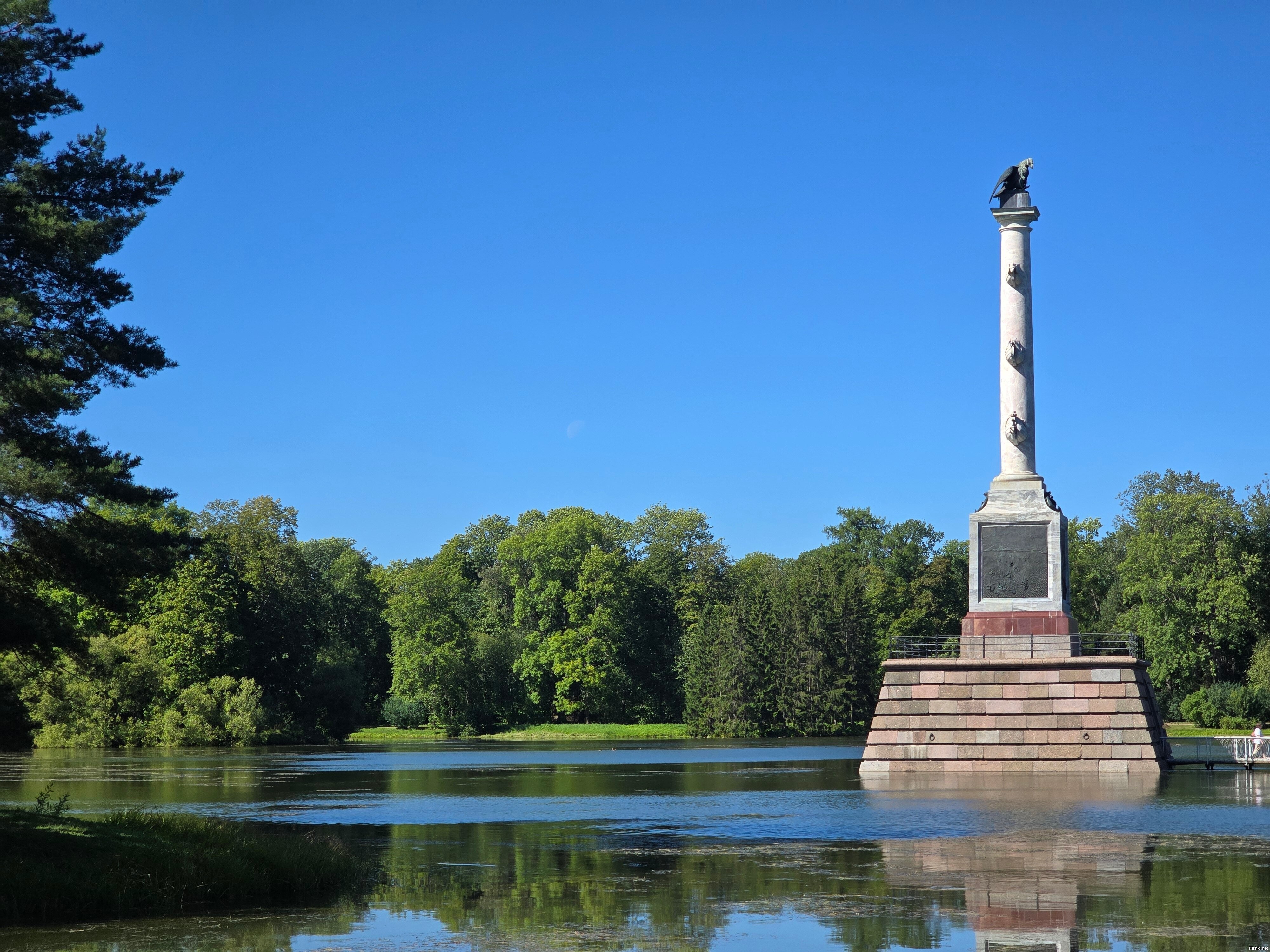 Чесменская колонна