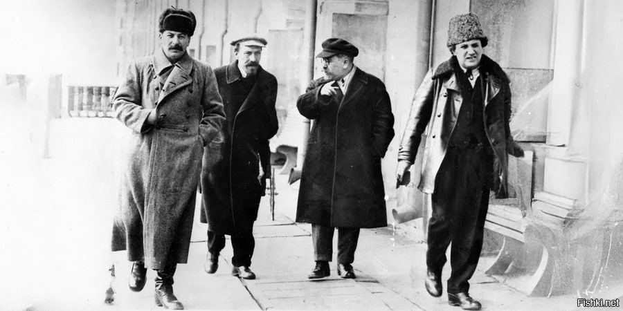 Иосиф Сталин, Алексей Рыков, Лев Каменев, Григорий Зиновьев, апрель 1925 года