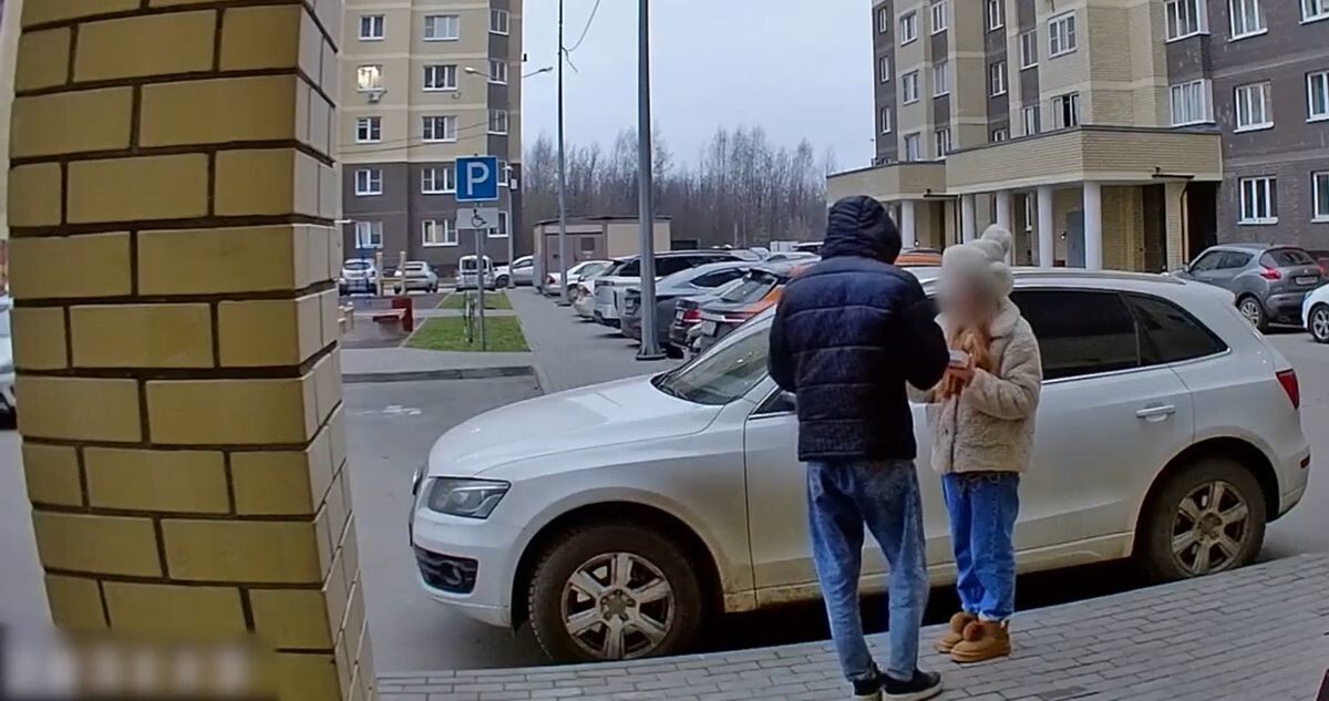 Игроман похитил смартфон девушки в Подмосковье