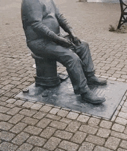 Ну кинь мячик
