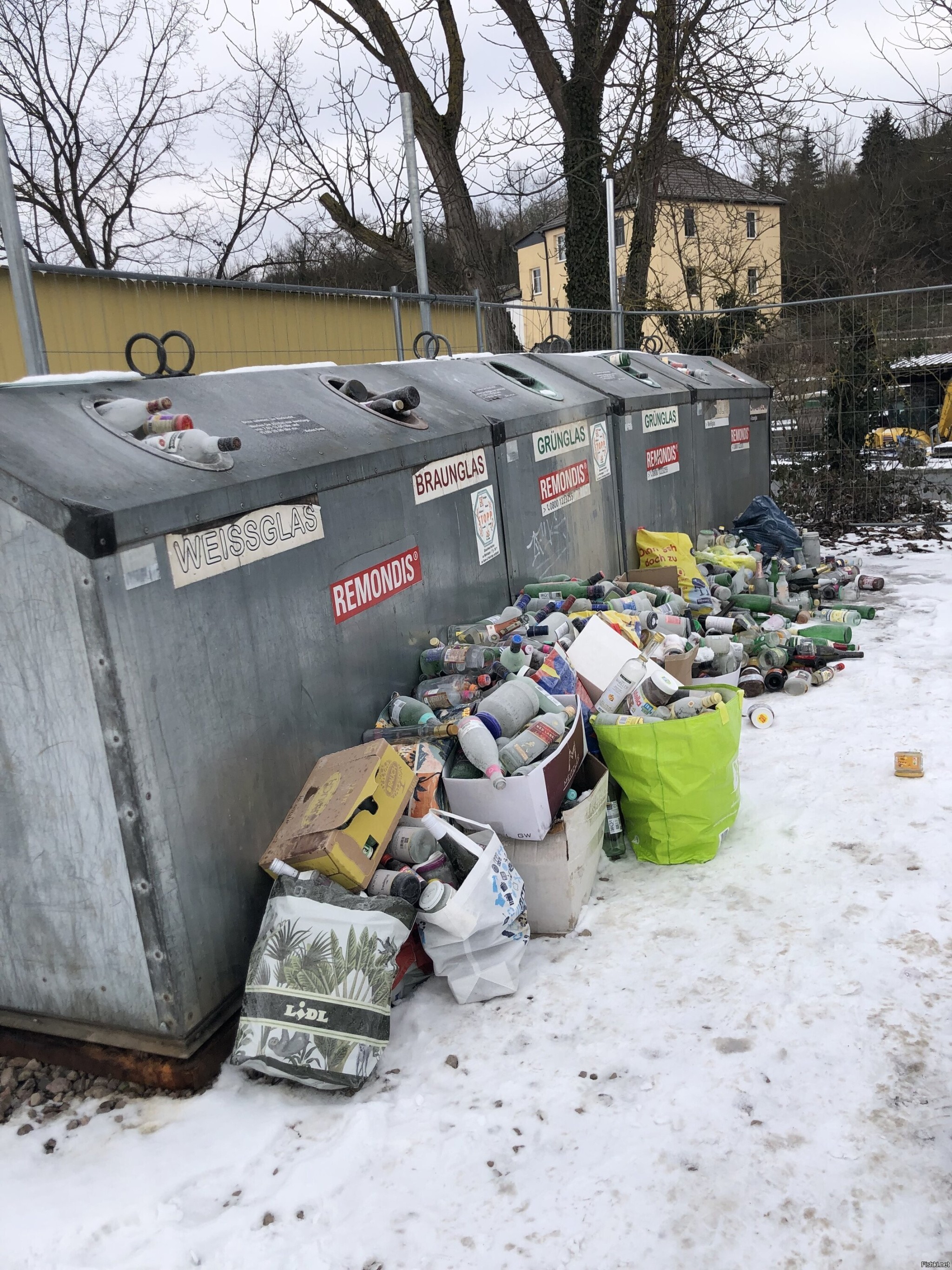 сразу видно, хорошо отмечали