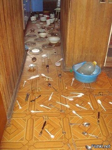 На кухне стало тихо