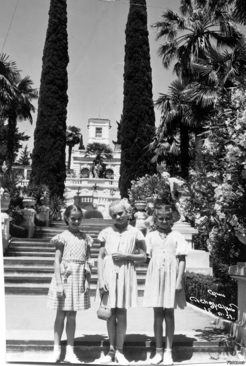 1957