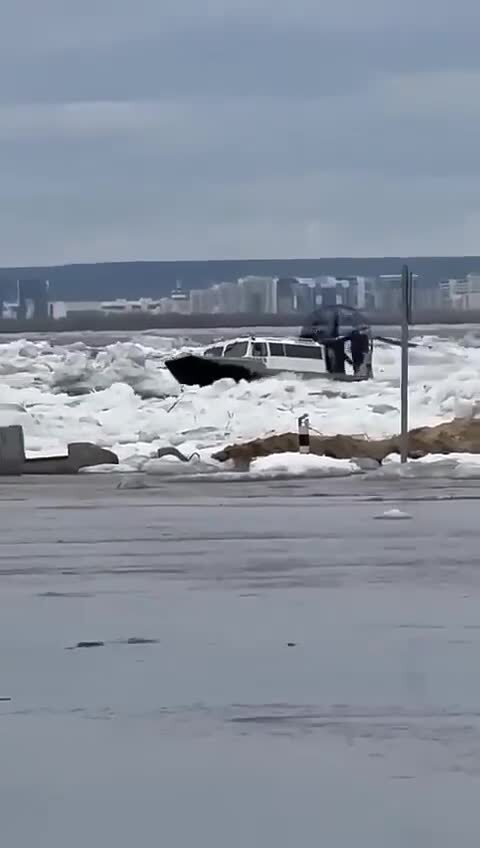 Переправа через р