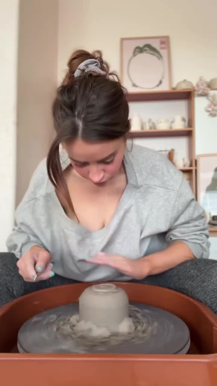 Симпатичная гончар)