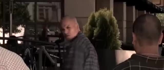 Трудно быть богом