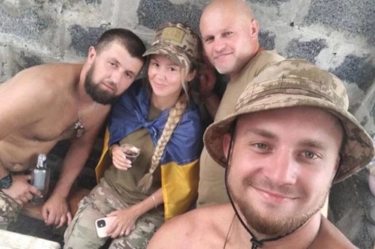 Боевики ВСУ жестоко надругались над «валькирией Зеленского». Норвежку-наемницу после пикантных фото лишили возможности передвигаться