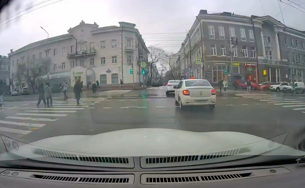 Без ДТП. В Ростове почти как в Мумбаи⁠