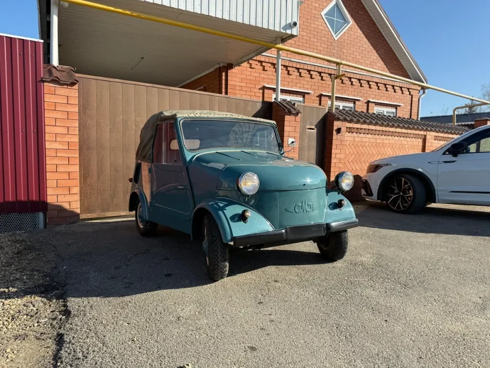 64-летнюю "капсулу времени" в виде мотоколяски СМЗ выставили на продажу