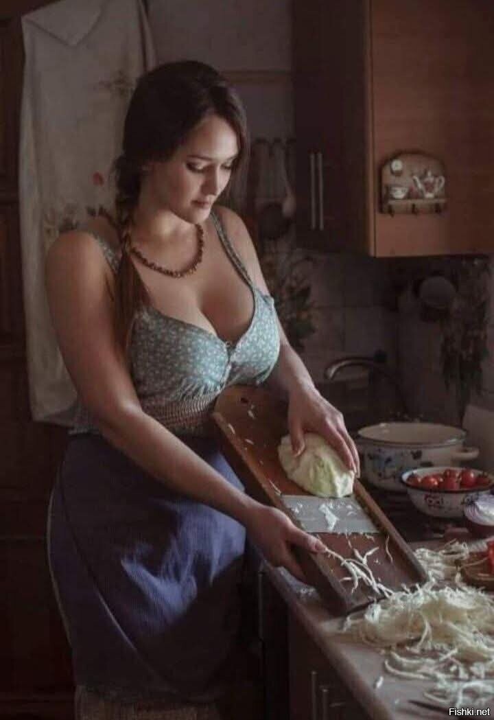 Борщ готовит