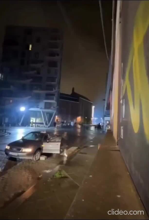 Везунчики - дебилы )))