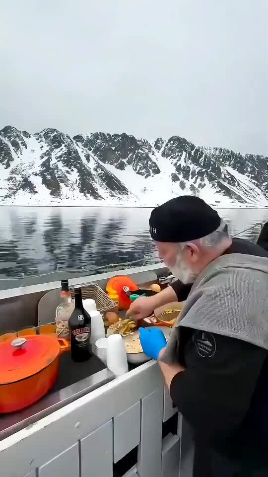 Работа его мечты
