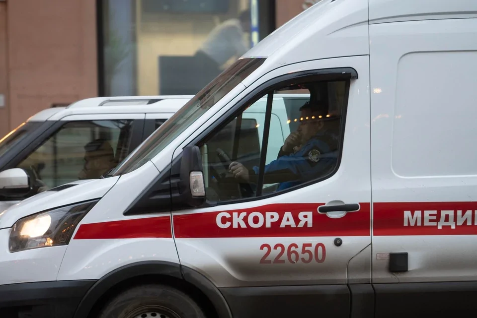 Мажор на Porsche перелетел через Лебяжью канавку и пробил ограду Летнего сада